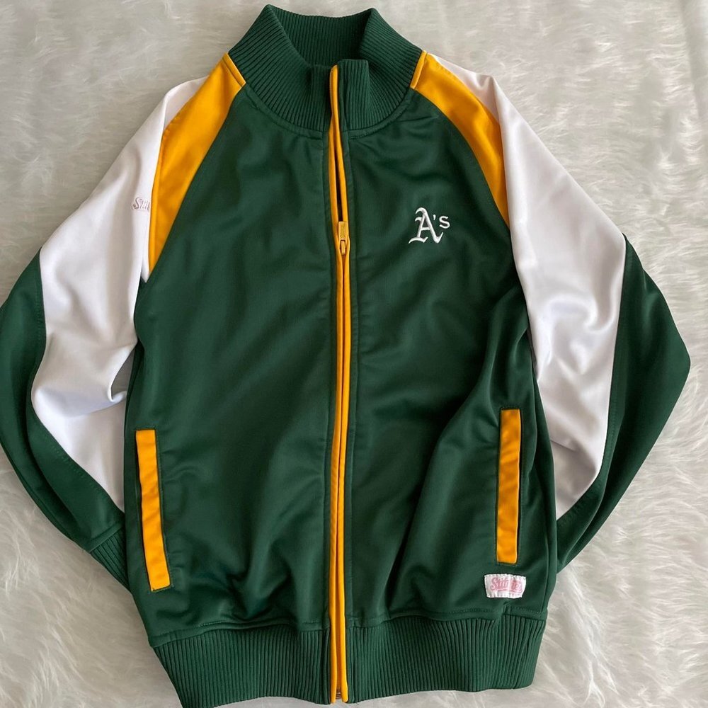 Oakland A's girls nylon jacket Size L